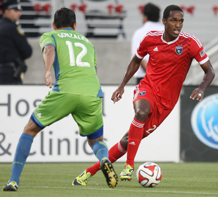San Jose Earthquakes Open Levi's Stadium with Win