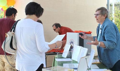 Northside Library's Time Capsule Is Open for Contributions