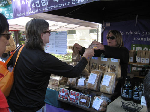 Santa Clara Farmers' Market a Favorite Shopping Destination