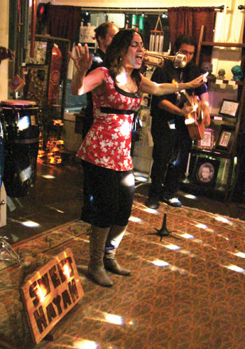 Studio Bongiorno Holds A Night of Acoustic Music