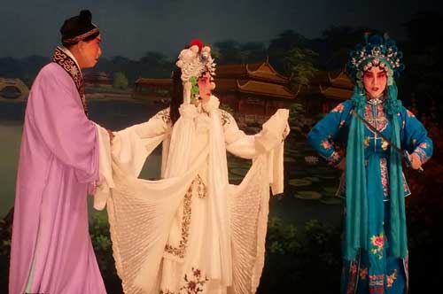 Chinese Opera Makes a Stop in Santa Clara
