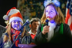 Inside-Tree-Lighting-002